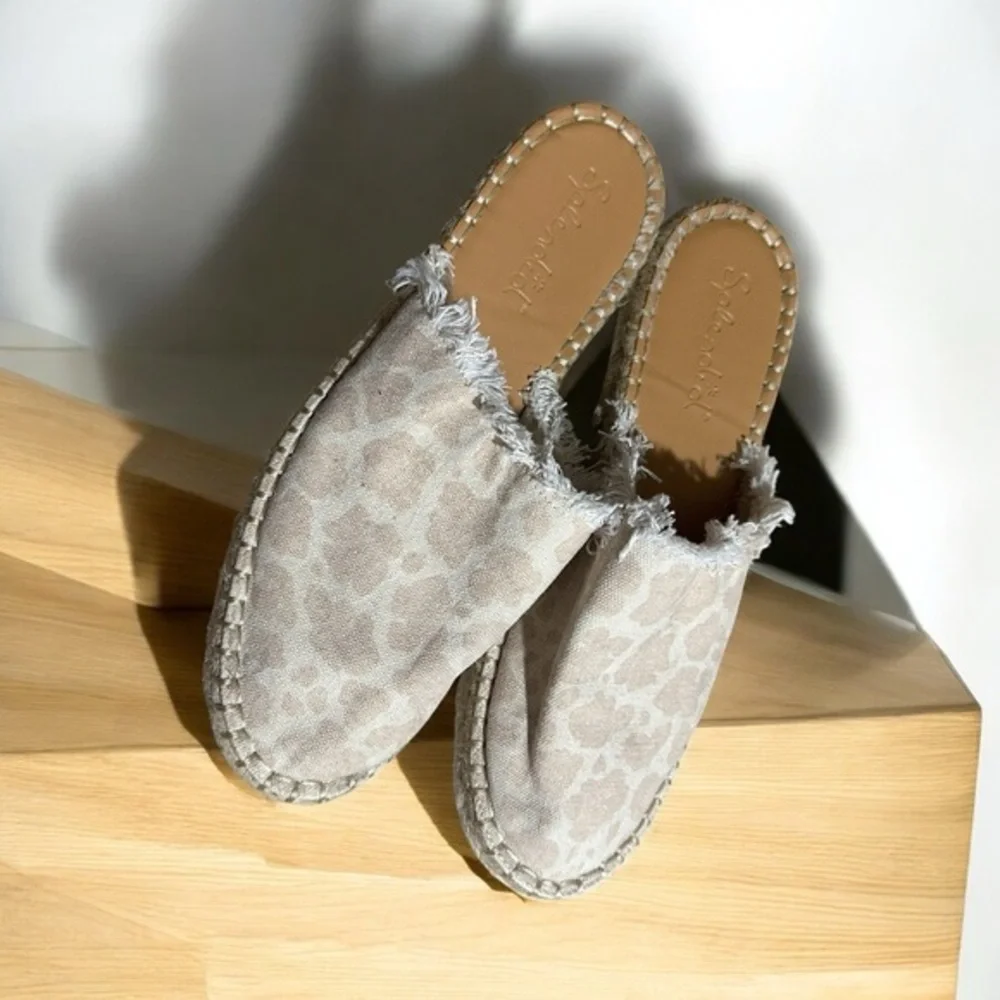 Splendid Jessica Leopard Espadrille Mules Womens 8.5 Tan Fringed Slides Shoes